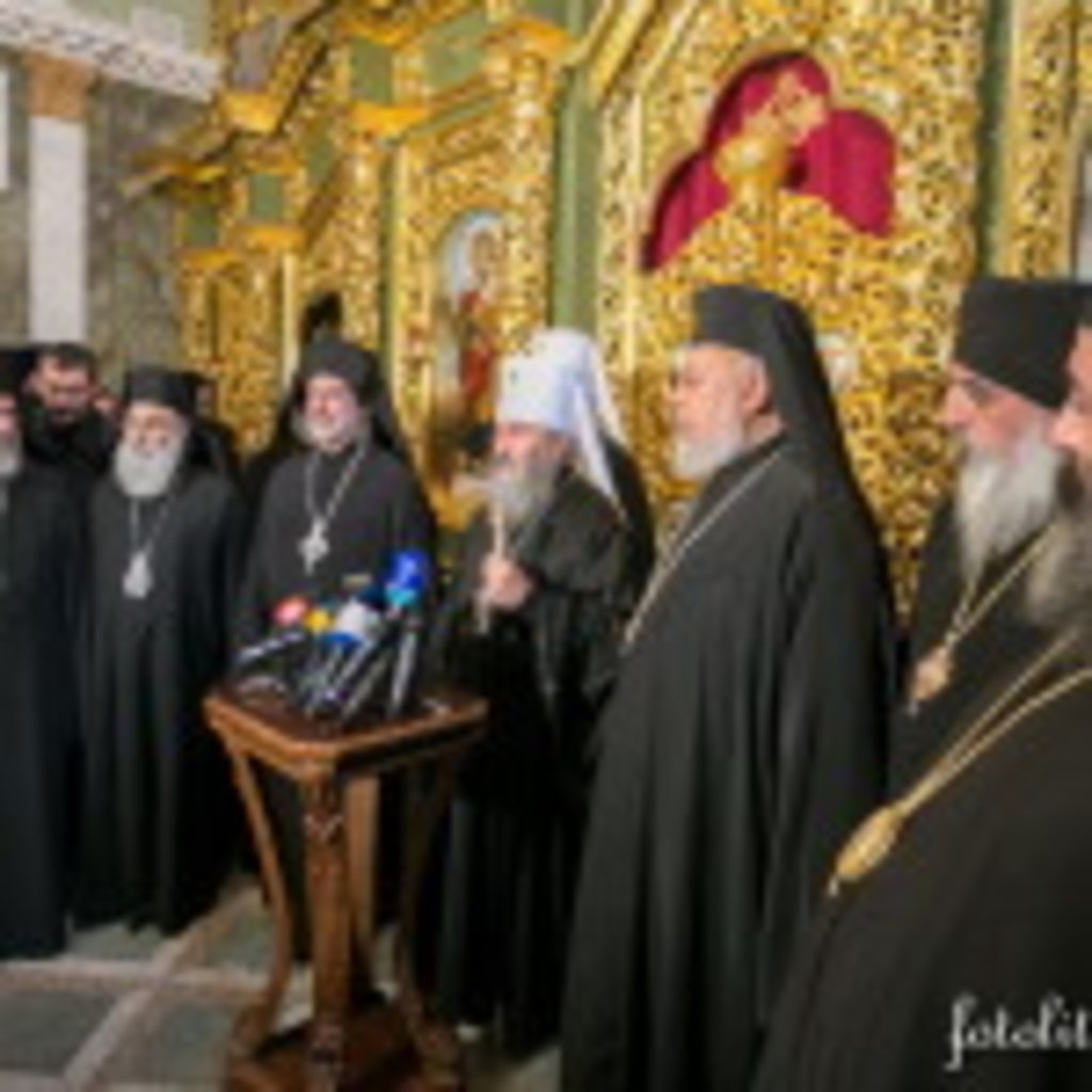 9 листопада, у день пам’яті преподобного Нестора Літописця, після Божественної літургії в Успенському соборі Свято-Успенської Києво-Печерської Лаври з нагоди 400-річчя Київської духовної академії відбувся брифінг для представників ЗМІ