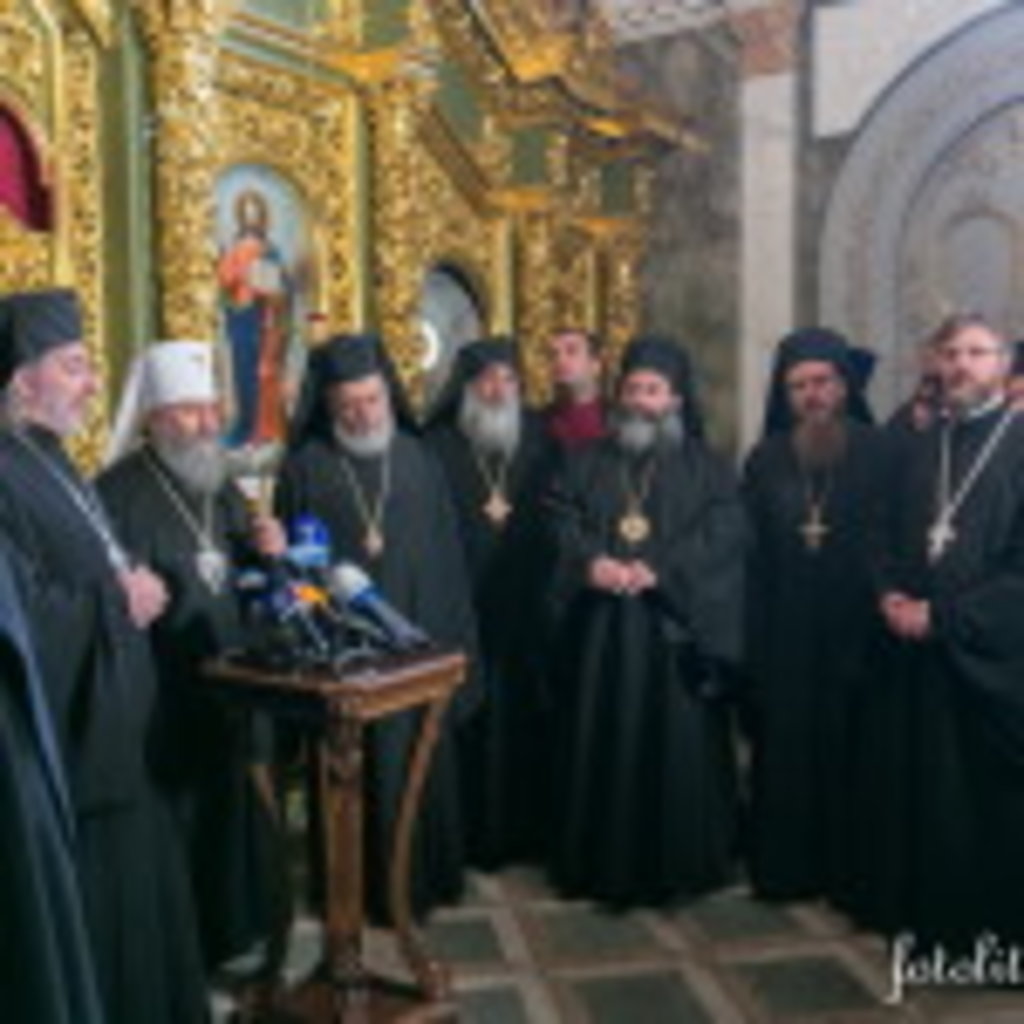 9 листопада, у день пам’яті преподобного Нестора Літописця, після Божественної літургії в Успенському соборі Свято-Успенської Києво-Печерської Лаври з нагоди 400-річчя Київської духовної академії відбувся брифінг для представників ЗМІ