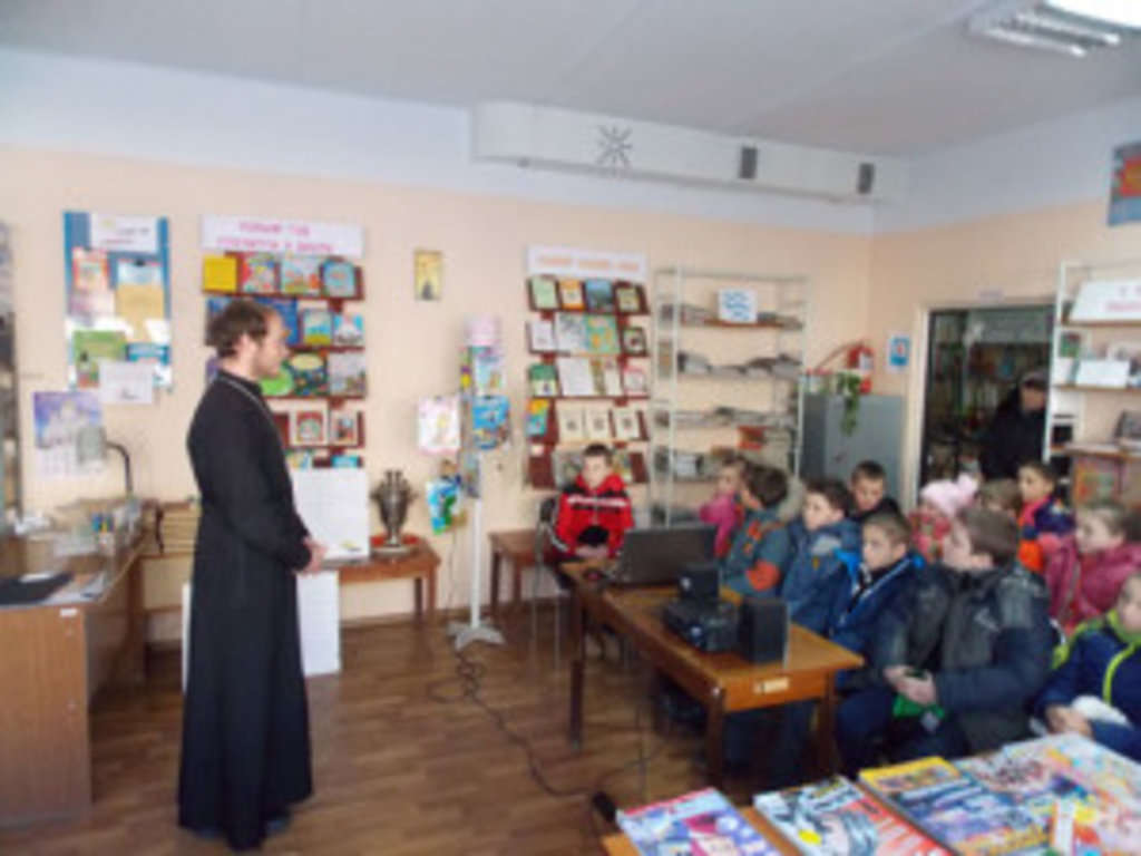 Відкритий урок учнів недільної школи для однолітків у Джанкої