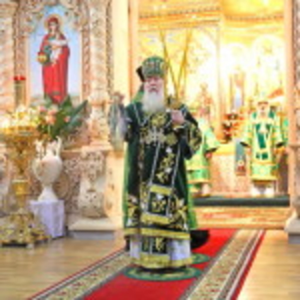 2016-ий рік віряни Української Православної Церкви розпочали зі спільної молитви за Україну перед мощами преподобного Амфілохія Почаївського
