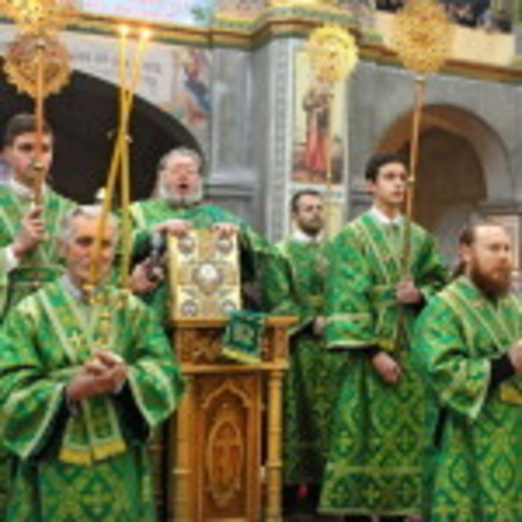 2016-ий рік віряни Української Православної Церкви розпочали зі спільної молитви за Україну перед мощами преподобного Амфілохія Почаївського