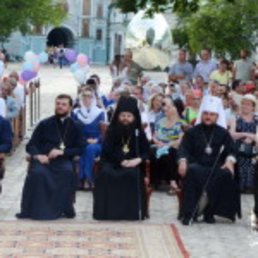 20 червня 2016 року, з благословення Блаженнішого Митрополита Київського і всієї України Онуфрія, у Свято-Успенській Києво-Печерській Лаврі відбувся гала-концерт VІ Всеукраїнського фестивалю-конкурсу «Пентикостія»