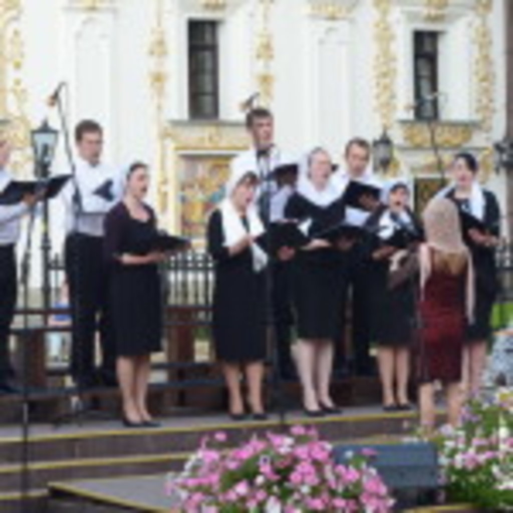 20 червня 2016 року, з благословення Блаженнішого Митрополита Київського і всієї України Онуфрія, у Свято-Успенській Києво-Печерській Лаврі відбувся гала-концерт VІ Всеукраїнського фестивалю-конкурсу «Пентикостія»