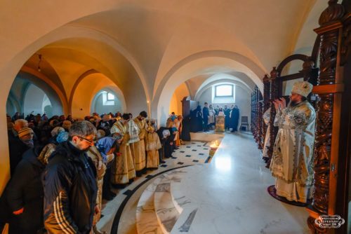 Вперше за 20 років віряни кафедрального собору Черкас престольне свято відзначали в інших храмах