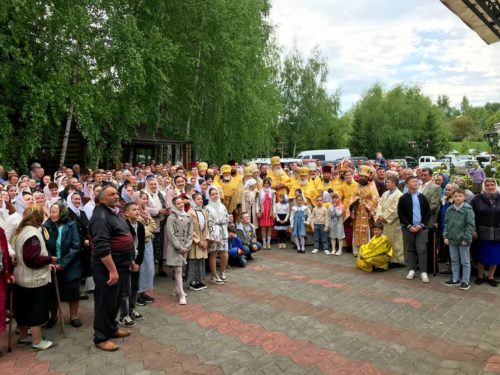 Миколаївська парафія у Верхніх Станівцях на Буковині відзначила перше престольне свято за межами свого храму