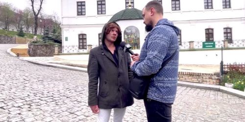 Блогер, який влаштовував провокації біля Києво-Печерської Лаври, затриманий за п’яне ДТП та виявився ухилянтом від військової служби