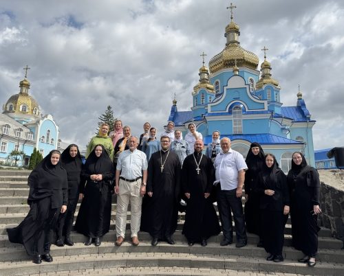 У Центрі дистанційної освіти для мирян відбулася виїзна сесія