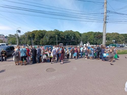 У Вінниці парафіяни Георгіївського храму щосуботи проводять благодійний обід для потребуючих 