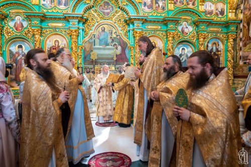 Предстоятель очолив Божественну літургію у Неділю святих отців шести Вселенських Соборів