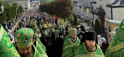 У Почаївській лаврі тисячі віруючих вшанували пам’ять преподобного Іова