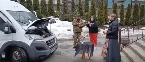Пантелеймонівська парафія у Вишгороді передала 38-й автомобіль для ЗСУ