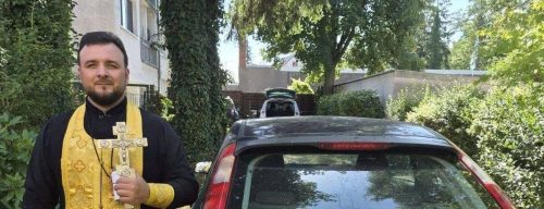 Парафія УПЦ у Бремені передала автомобіль для ЗСУ